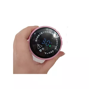 فلاسک دیجیتالی مدل درجه دار درب پیچی رنگ صورتی