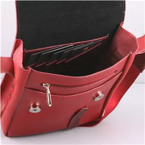 کیف دوشی چرم یلسان مدل ماهان کد 010-PRM زرشکی