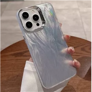 قاب هولوگرامی شاینی مناسب iPhone 16