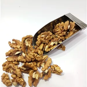 مغز گردو قهوه ای روشن یک کیلوگرم