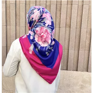 روسری ابریشم قواره بزرگ طرح گل بهار دست دوز کد ana9880 سرمه ای