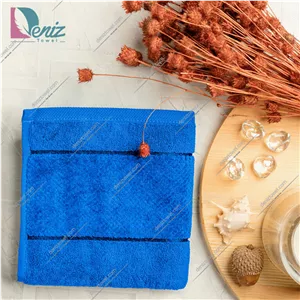 حوله دستی طرح ماکرو آبی