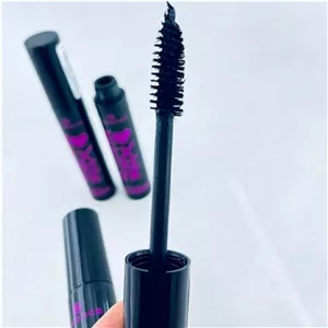 ریمل حجم دهنده فرچه مویی مشکی غیراصل اسنس essence