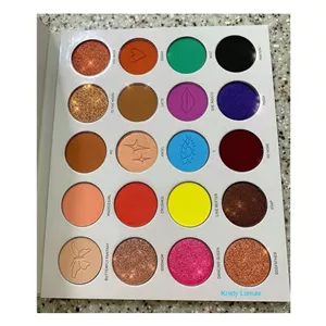 سایه چشم مورفی مدل maddie ziegler