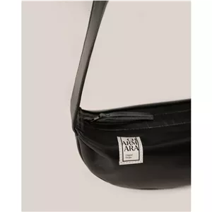 کیف کراس بادی چرم مدل Harper black