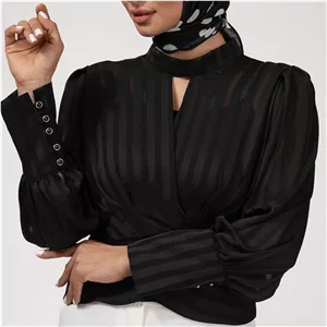 بلوز مجلسی زنانه کرپ حریر یقه چپ راستی آستین پفی 40106 بُرنُس رنگ مشکی 42