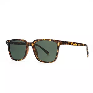 عینک آفتابی ویفرر مدل ZN3246C3 Sacramento Leopard