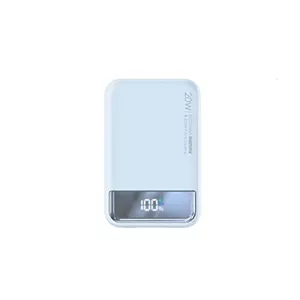 پاور بانک ریمکس RPP-525 با ظرفیت 10000 میلی‌آمپر ساعت ابی