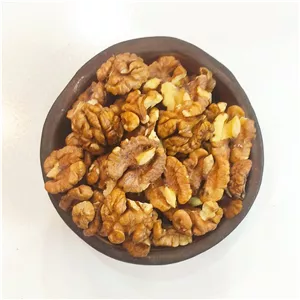 مغز گردو شکری ایرانی تولید روزشکن (رنگ قهوه ای) - 250 گرم