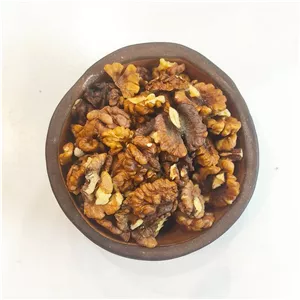 مغز گردو خورشتی ایرانی تولید روزشکن (رنگ قهوه ای بسیار تیره) - 1 کیلوگرم