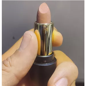 رژ لب جامد بیبا رنگ کالباسی