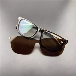 فریم عینک طبی آلبرت وگ مدل CG7201C646-P75 Polarized Double Switch به همراه کاور آفتابی