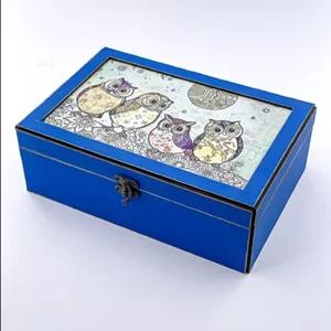 جعبه دمنوش چوبی آبی با تصویر جغدها و ماه – سبک فانتزی و آرامش‌بخش