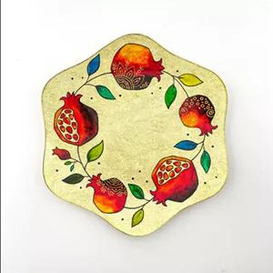 بشقاب دیوارکوب شیشه‌ای طرح انار فانتزی شش‌ضلعی با ورق طلای نفیس و رزین