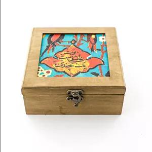 جعبه دمنوش چوبی با طرح گل و خوشنویسی نوبت عاشقی ست یک چندی