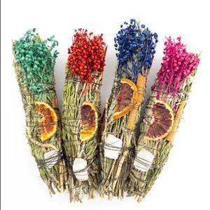 اسماج 4 گیاه با گیاهان رزماری، لوندر، لمون گرس، مریم گلی