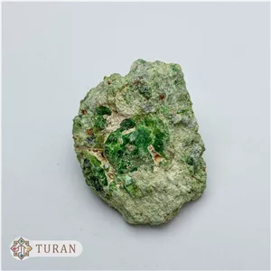 سنگ گارنت دمانتوئید طبیعی و کلکسیونی 180 گرم