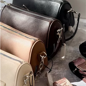کیف شنل زنجیری۰۱۱۷ کیفیت عالی با ضمانت 💞🍒🛍🤩ویدا
