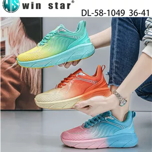 کتانی زنانه وارداتی  وین استار مدل DL-58-1049 مخصوص پیاده روی و باشگاه