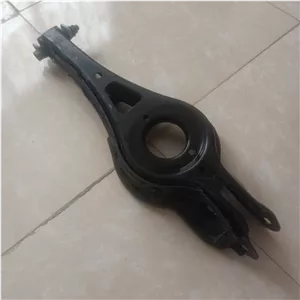 بازویی اکسل عقب راست سورنتو GT (فابریک کره در حد نو) 55221C1XXX