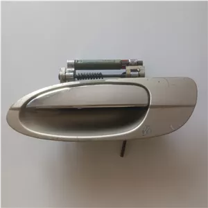 دستگیره ماکسیما درب عقب چپ رنگ بژ (Japan)