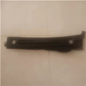 توری زیر برف پاک کن سوزوکی ویتارا سمت چپ با نوار آبگیر (فابریک ژاپن در حد نو) 7732065j00