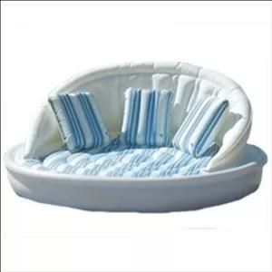 مبل شیبدار روی آب