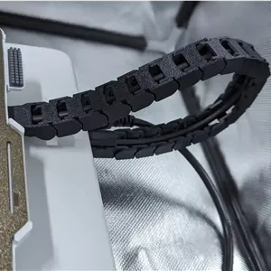 انرژی گاید زنجیر محافظ کابل ENERGY CHAIN 10x15 یک متری