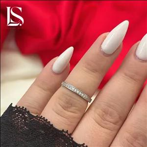 انگشتر نقره دخترانه ظریف نگین‌دار مدل لاین برلیان | کد HD29