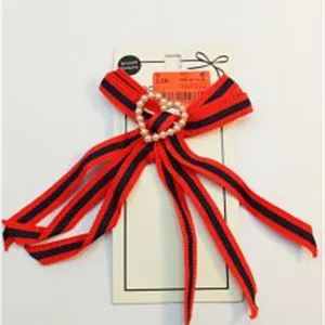 سنجاق سینه کد5 قرمز