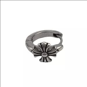 گوشواره پیرسینگ حلقه کروم هارتز کد۲۷۰۴