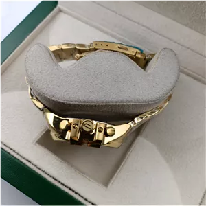 ساعت دیزل طلایی صفحه سفید تک زنانه
