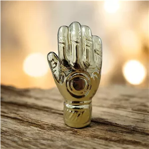 خرید تندیس دستکش طلا فوتبال