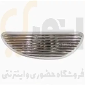 راهنما سفید روی گلگیر چپ تیبا سامیکو