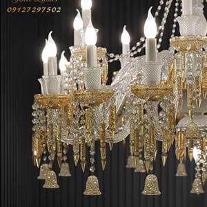 لوستر کریستال مدل باکارات کلاسیک طرح فرانسه رنگ سفید شامپاینی