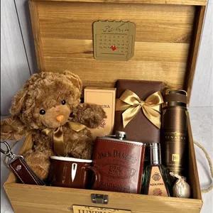 پک مردانه و پسرانه، باکس لاکچری چوبی مناسب تولد و عیدی ۲۲۰