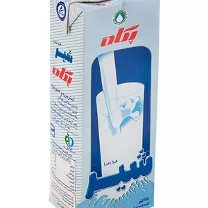 شیر پاکتی نیم چرب 2/5% پگاه ( 1/5 ) لیتر