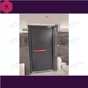 درب ضد حریق مشکی و  طوسی درب آتش نشانی