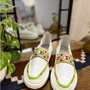 گیوه مدل پیچک زنانه
