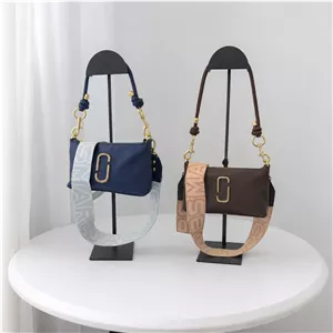 کیف دستی و دوشی بند اسپرت مارک Jacobs