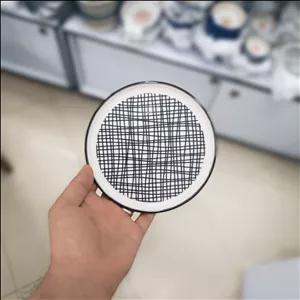 کیک خوری طرح دار دنی هوم 