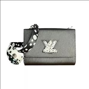 کیف دستی زنانه لویی ویتون Twist MM نسخه Kusama Dots