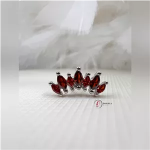 پیرسینگ گوش تاج طرح بیضی