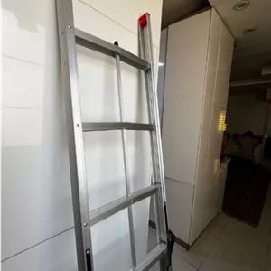 نردبان تاشو از بغل الومینیومی قوی