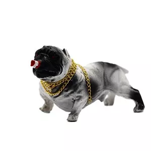 عروسک سگ بولداگ روی داشبورد