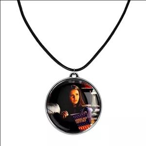 گردنبند خندالو طرح الینا گیلبرت خاطرات یک خون آشام  The Vampire Diaries