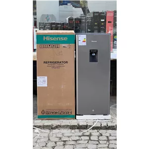 یخچال فریزر 12 فوت هایسنس مدل RR233 با طراحی مدرن