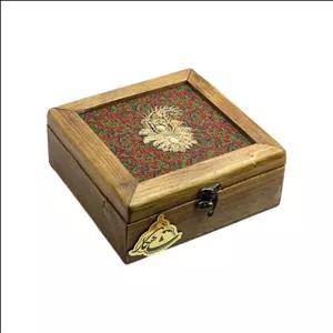 گز بلداجی شاهکار لقمه ۴۳ درصد پسته ۳۰۰ گرمی جعبه چوبی ترمه اصفهان