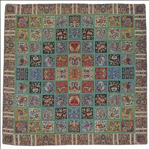 رومیزی مربع ترمه نفیس ابریشم کد TRM۲۹۰ رنگ سبز آستر سبز لبه مغزی دوزی