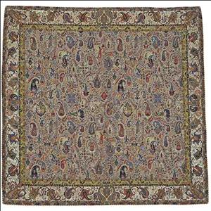 رومیزی مربع ترمه نفیس ابریشم کد TRM۲۹۶ رنگ کرم آستر خردلی لبه مغزی دوزی